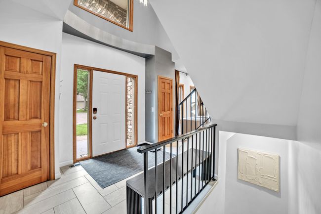 11260 Hidden Oaks Ct N, House other with 5 bedrooms, 4 bathrooms and null parking in Champlin MN | Image 7