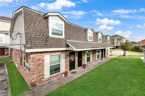 44 Brandon Hall Dr, Destrehan, LA, 70047-3239 | Card Image