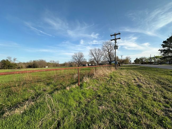 13080 Big Indian Rd, House other with 2 bedrooms, 1 bathrooms and null parking in Callisburg TX | Image 14