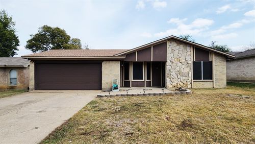 3407 Durango Ln, Arlington, TX, 76014-3204 | Card Image