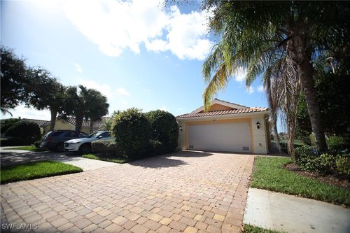 7558 Rozzini Ln, NAPLES, FL, 34114-2673 | Card Image
