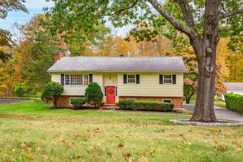 35 Eastwood Rd, Danbury, CT, 06811-3628 | Card Image