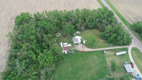 30019 471st Ave, Beresford, SD, 57004-6709 | Card Image