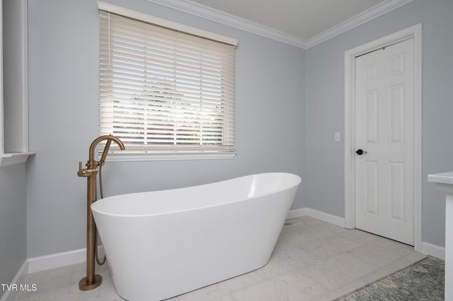 136 Landon Dr, House other with 3 bedrooms, 3 bathrooms and null parking in Mount Carmel TN | Image 26