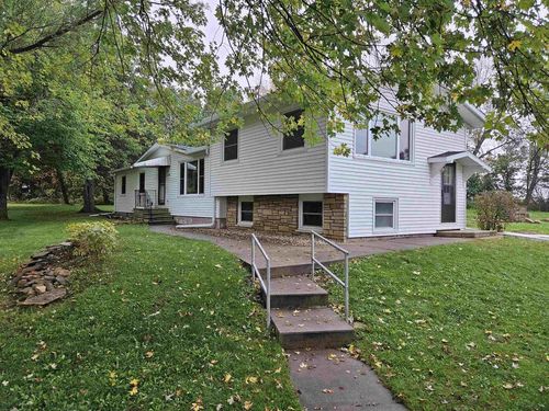 2234 County Road Pp, Stevens Point, WI, 54481-9571 | Card Image