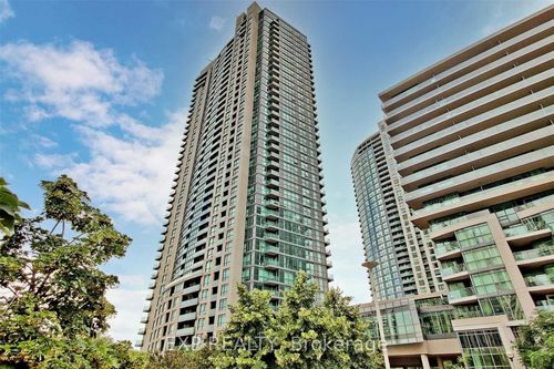 202-215 Fort York Blvd, Toronto, ON, M5V4A2 | Card Image