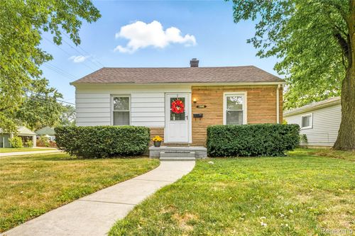 1986 Leitch Rd, Ferndale, MI, 48220-2033 | Card Image