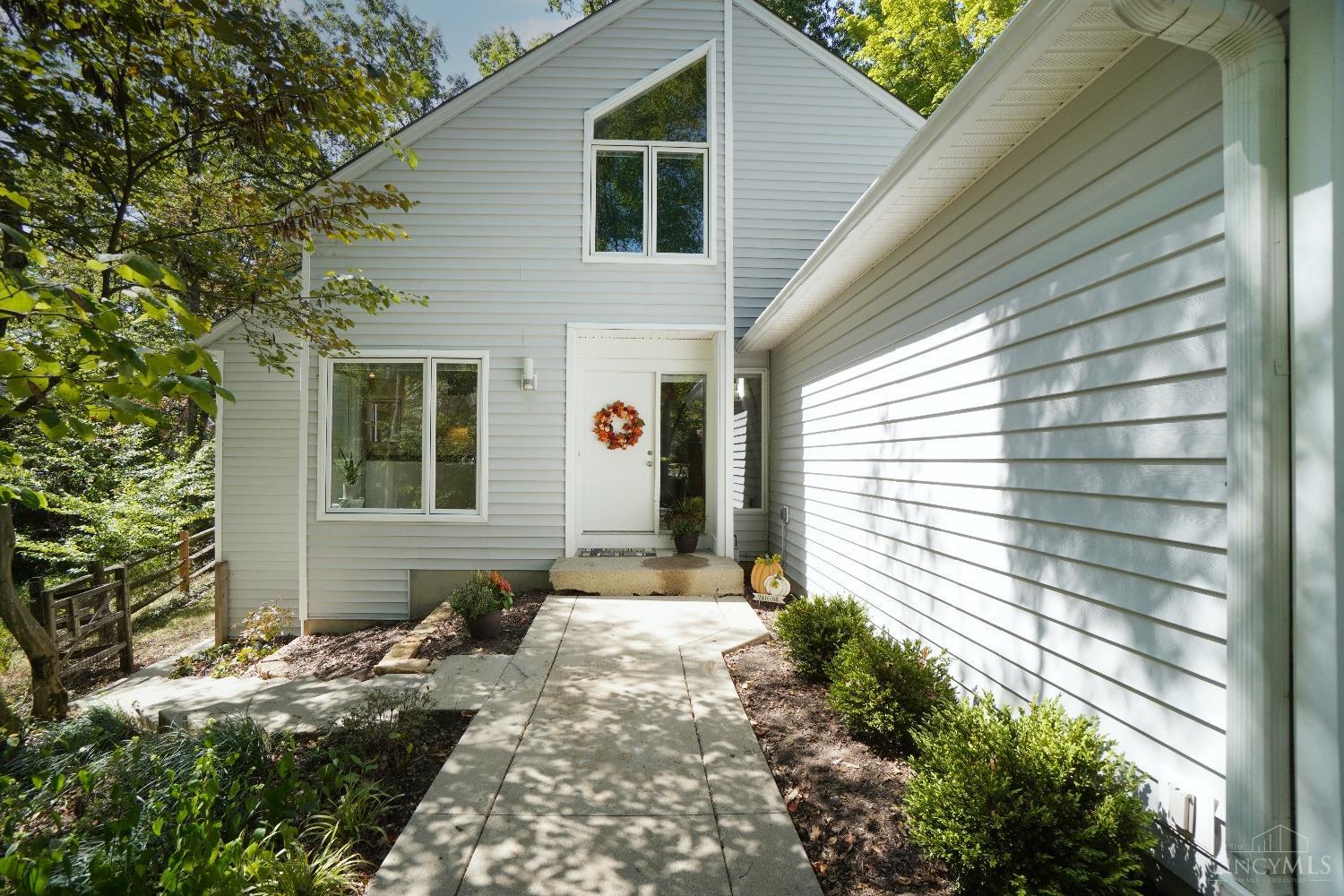 Pendery Dr, Montgomery, OH 45242
