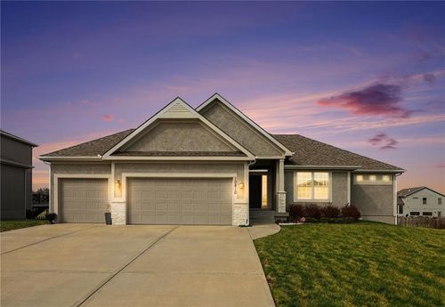 10810 N Virginia Ave, Kansas City, MO, 64155-1137 | Card Image