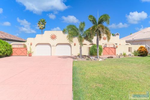 422 Beach Blvd, Laguna Vista, TX, 78578-2630 | Card Image