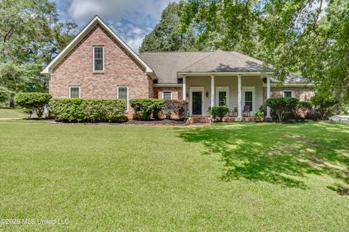 105 Stigler Rosa Dr, Florence, MS, 39073-8886 | Card Image