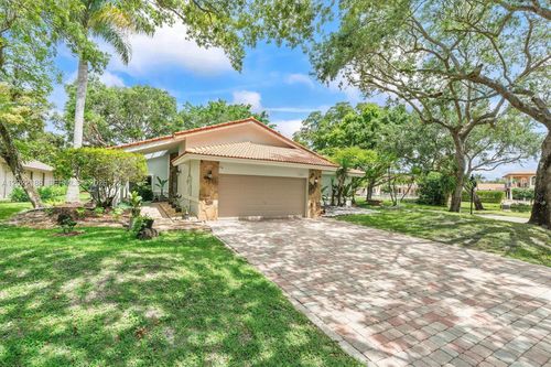 1001 Sw 93rd Ave, Plantation, FL, 33324-3815 | Card Image