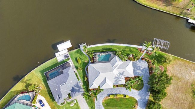 15490 Seafoam Cir, House other with 3 bedrooms, 3 bathrooms and null parking in PORT CHARLOTTE FL | Image 76