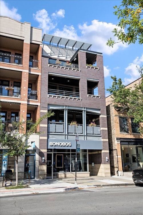apt-2-3434 Southport Ave, Chicago, IL, 60657-8375 | Card Image