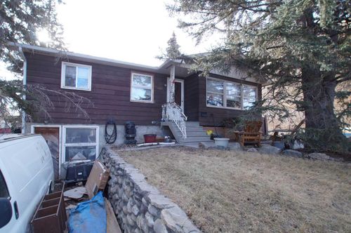 6503 33 Ave Nw, Calgary, AB, T3B1K9 | Card Image
