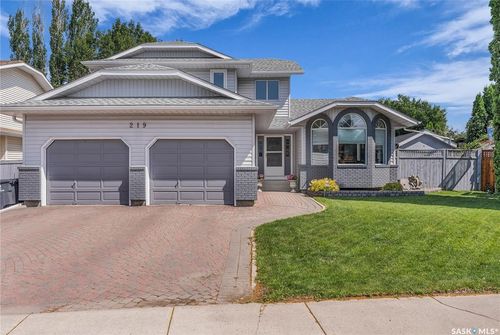 219 Nesslin Terr, Saskatoon, SK, S7J4S2 | Card Image