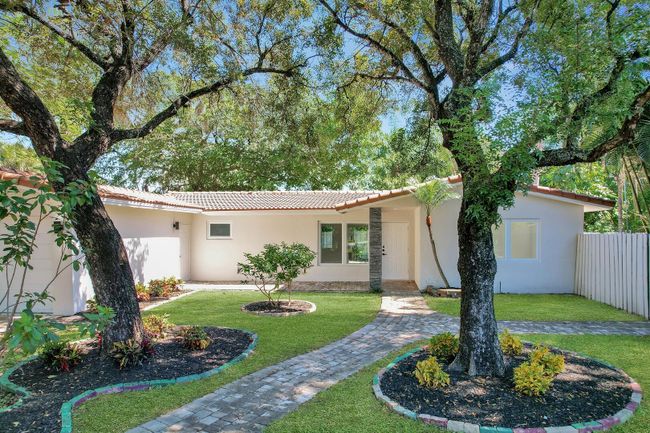 141 Ne 30th Street, House other with 3 bedrooms, 2 bathrooms and null parking in Wilton Manors FL | Image 25