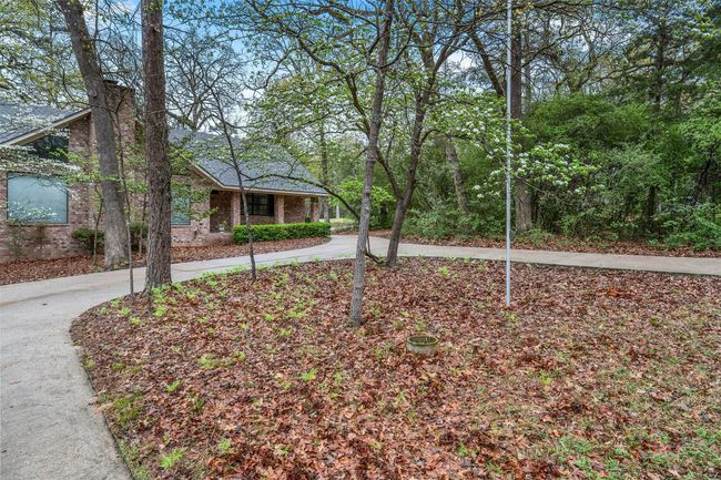 411 Raton Pass, House other with 3 bedrooms, 2 bathrooms and null parking in Holly Lake Ranch TX | Image 23
