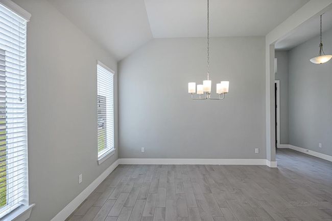 Formal dining | Image 8