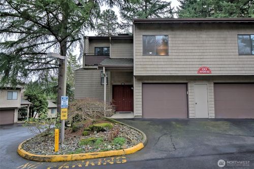 oo11-15120 Sunwood Blvd, Tukwila, WA, 98188-2446 | Card Image