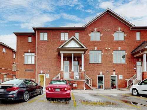 23-38 Greensborough Village Cir, Markham, ON, L6E0C7 | Card Image