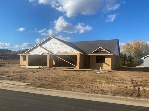 5119 Maple Leaf Path, Eau Claire, WI, 54703 | Card Image