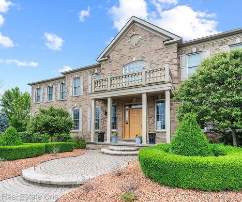 50437 Tamarack Trl, Northville, MI, 48168-5002 | Card Image