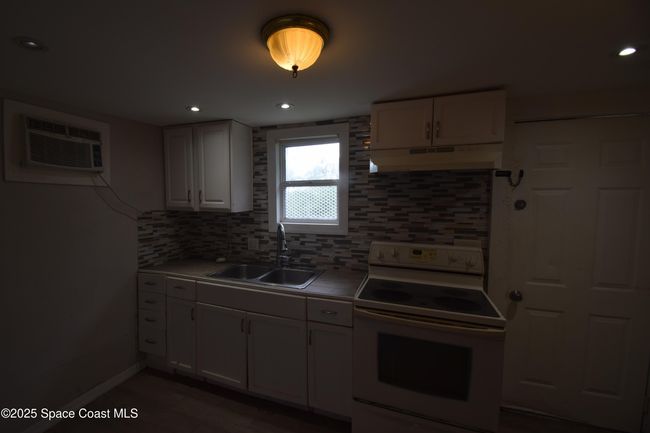 C - 329 Pine Ave, Home with 1 bedrooms, 1 bathrooms and null parking in COCOA FL | Image 7