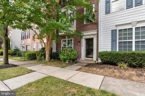 12904 Leatherwood Ln, WOODBRIDGE, VA, 22192-8301 | Card Image