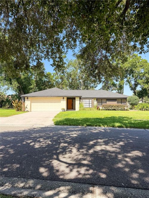 1315 Juniper Cir, PLANT CITY, FL, 33563-8834 | Card Image