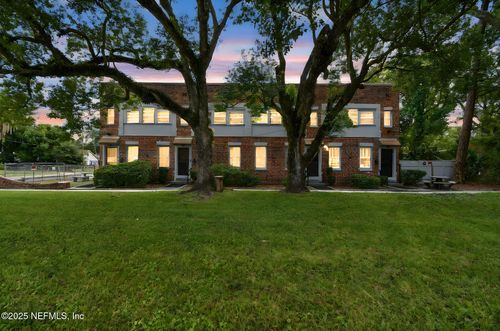 548 W 27th St, Jacksonville, FL, 32206-1823 | Card Image