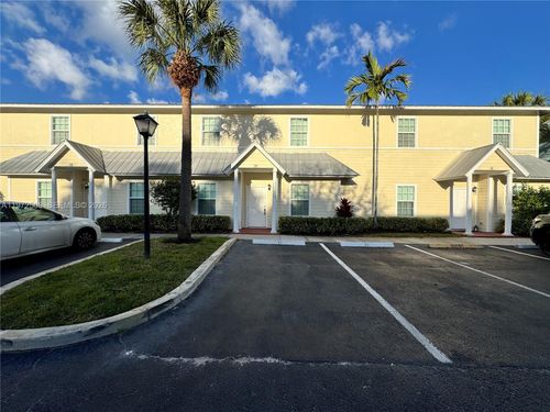 2e-4216 Leo Ln, Riviera Beach, FL, 33410 | Card Image