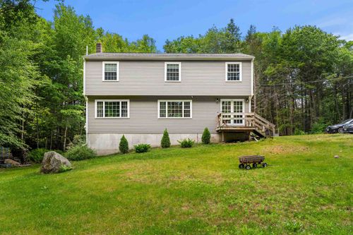 61 Sofia Way, Nottingham, NH, 03290-5824 | Card Image