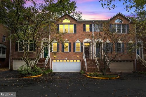 2904 Oakton Crest Pl, VIENNA, VA, 22181-6087 | Card Image