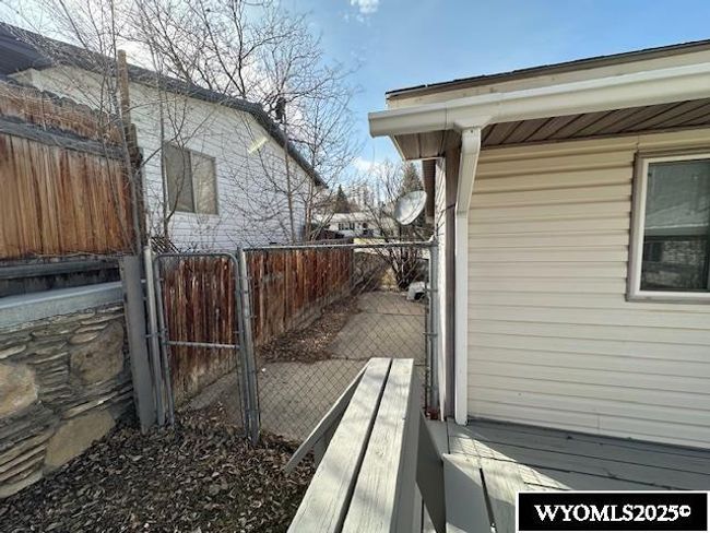 530 Juniper St, House other with 5 bedrooms, 3 bathrooms and null parking in Green River WY | Image 33
