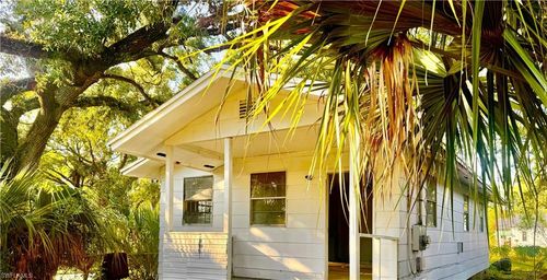 1187 W 3rd St, JACKSONVILLE, FL, 32209-6411 | Card Image
