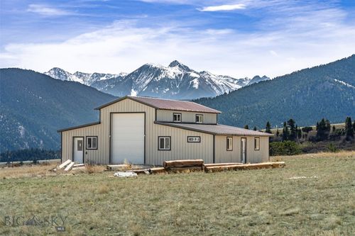 137 Buffalo Trl, Livingston, MT, 59047-8968 | Card Image
