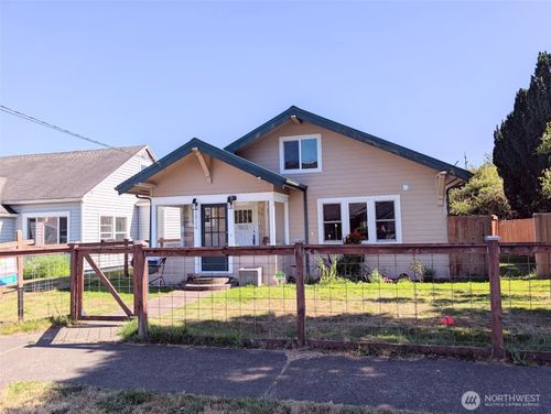 2824 Aberdeen Ave, Hoquiam, WA, 98550-4203 | Card Image