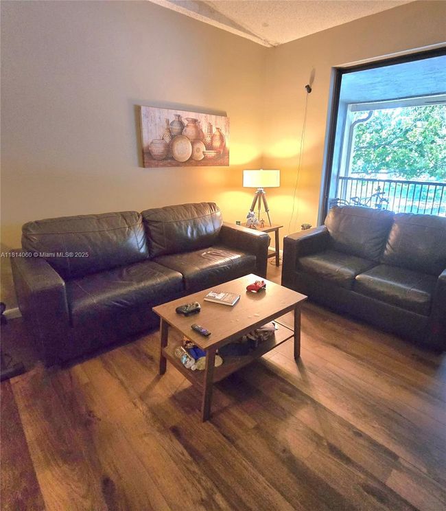 APT-202 - 7380 Nw 1 St St, Condo with 1 bedrooms, 2 bathrooms and null parking in Plantation FL | Image 12