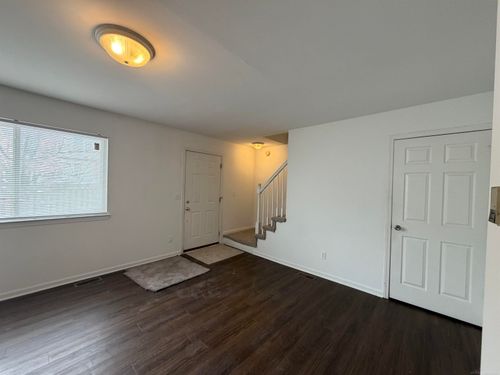 28185 Raleigh Crescent Dr, Chesterfield, MI, 48051-2301 | Card Image