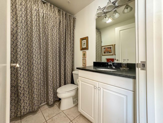221 guest bathroom | Image 33