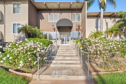 204-23930 Los Codona Ave, Torrance, CA, 90505-5841 | Card Image