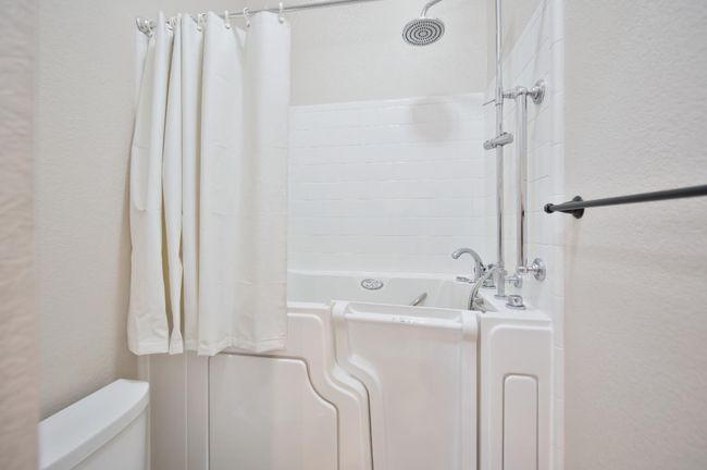 12040 Gold Arbor Ln, House other with 3 bedrooms, 2 bathrooms and null parking in Gold River CA | Image 14