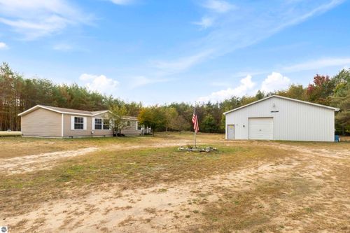 1284 S Thompsonville Hwy, Thompsonville, MI, 49683-8704 | Card Image