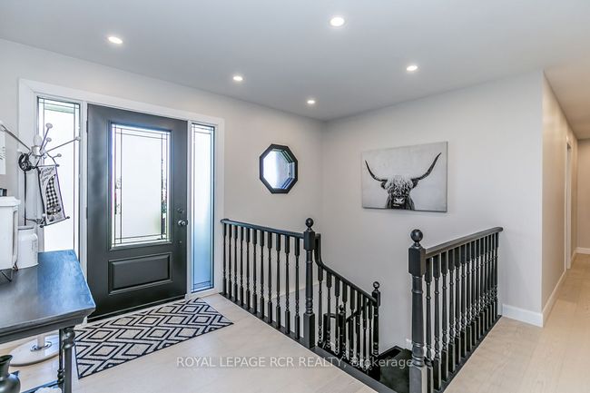 4372 10 Side Road, House other with 4 bedrooms, 4 bathrooms and 10 parking in Bradford West Gwillimbury ON | Image 6