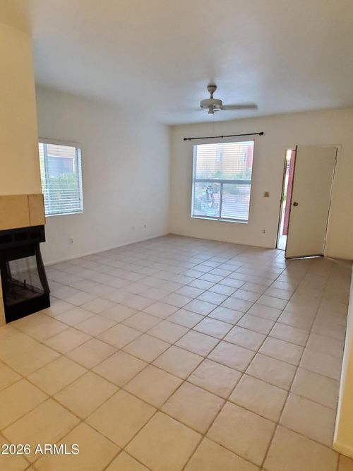 152-154 W 5th St, Tempe, AZ, 85281-8254 | Card Image