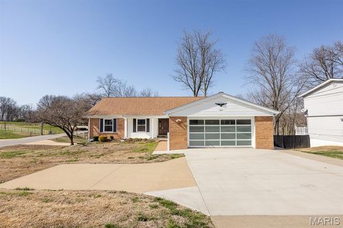 1011 Belleville St, Lebanon, IL, 62254-1333 | Card Image