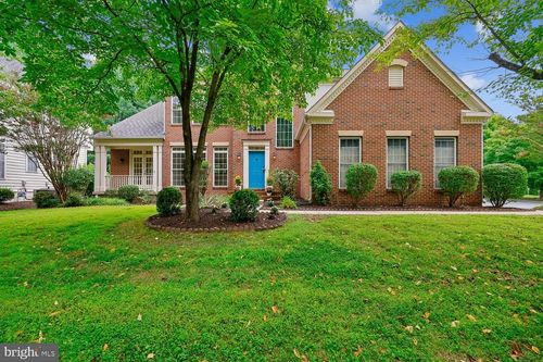 2 Seneca Forest Ct, GERMANTOWN, MD, 20876-4313 | Card Image