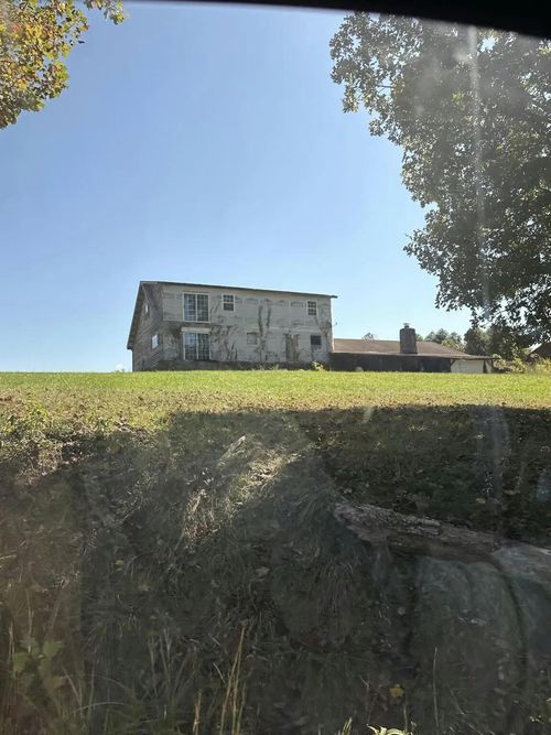 171 Bee Quick Ln, Gray, KY, 40734-6603 | Card Image