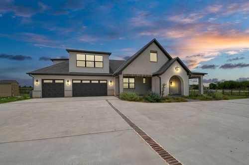 7153 Fm 1458 Rd, Sealy, TX, 77474-7495 | Card Image